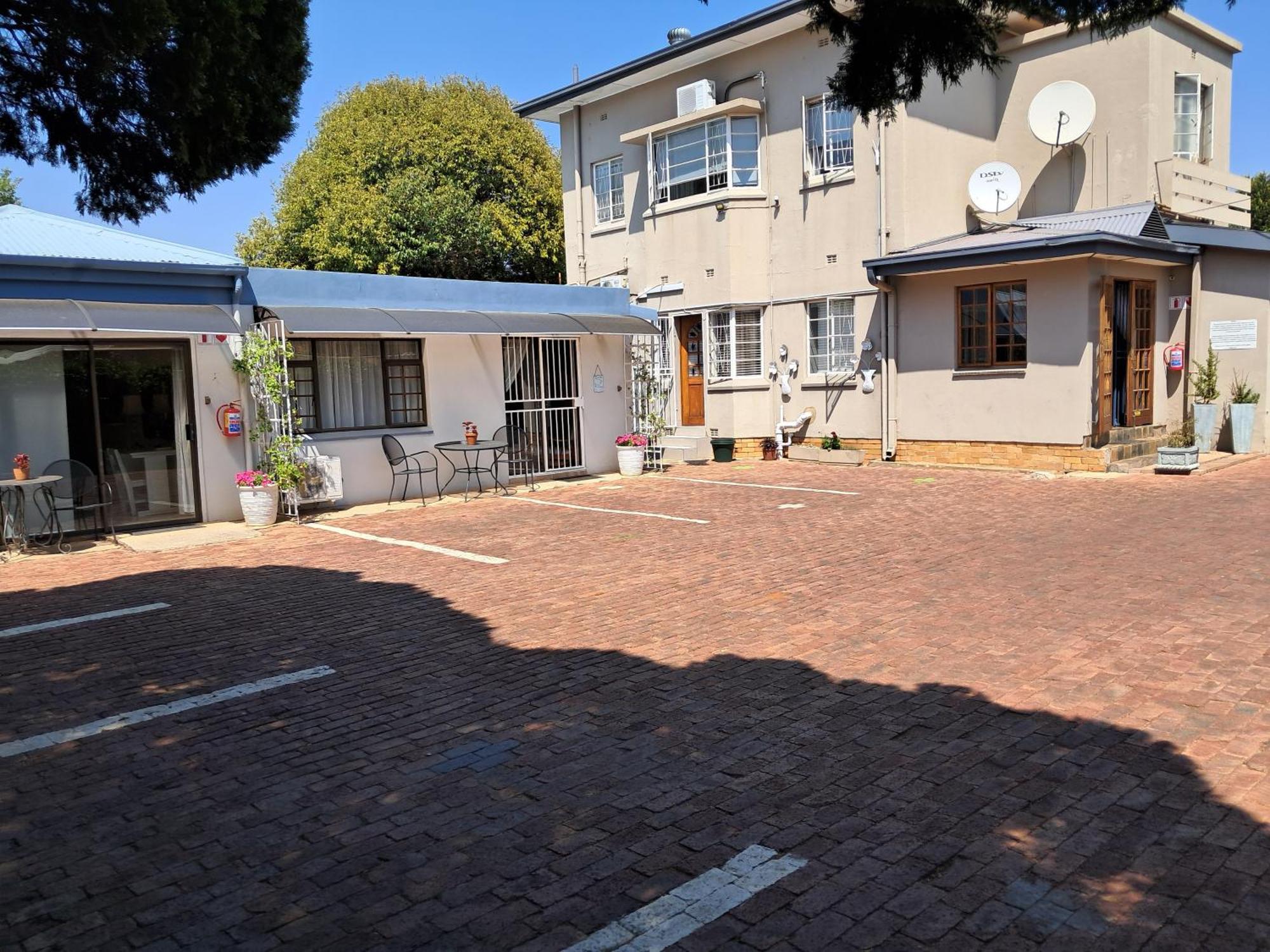Jakkalsdraai Guest House Potchefstroom Exterior foto